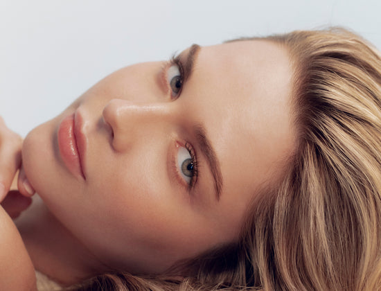 girl looking on the side