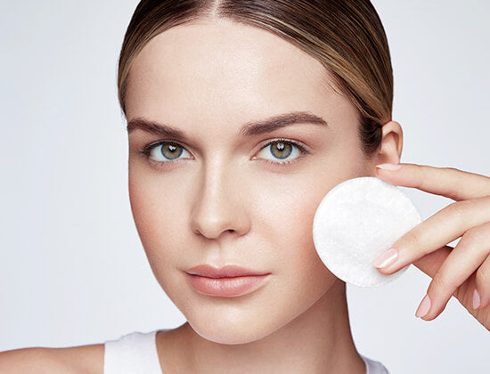 model cleaning lids with micellar water lash wash
