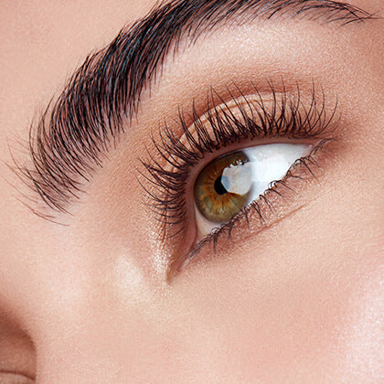 eyes with full lashes